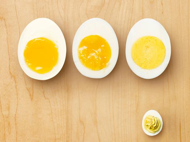 Dietary Whole Egg Consumption Attenuates Body Weight Gain and Is More Effective than Supplemental Cholecalciferol in Maintaining Vitamin D Balance